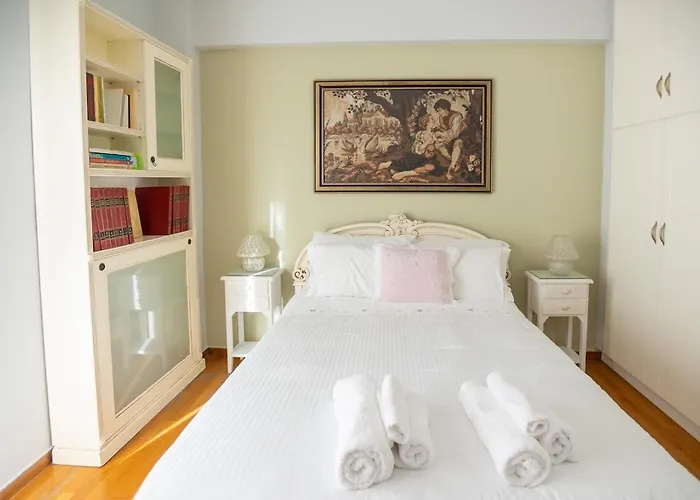 Cozy In The Center * Tripoli