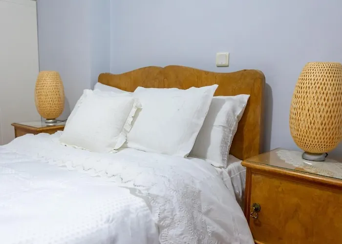 Cozy In The Center Apartment